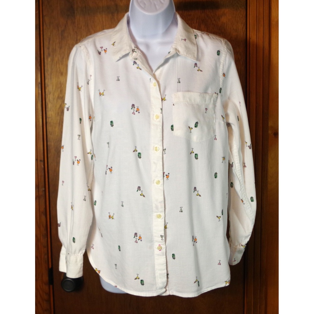 Old Navy The Classic Shirt Womens Small White Cocktail Drink Print Button Down